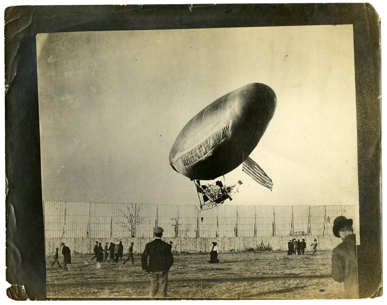 "Ville de St Mande" Airship by Jessie Tarbox Beals