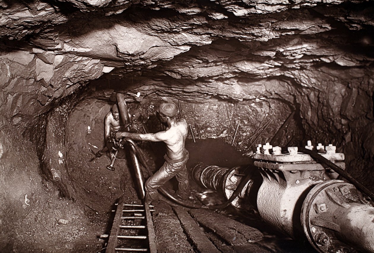The Bottom of Cook's Kitchen Engine Shaft, illustration from ''Mongst ...