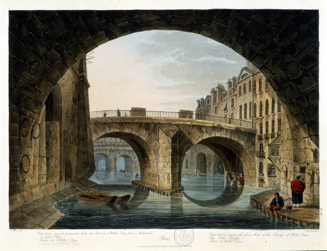 Paris: the little bridge - in 