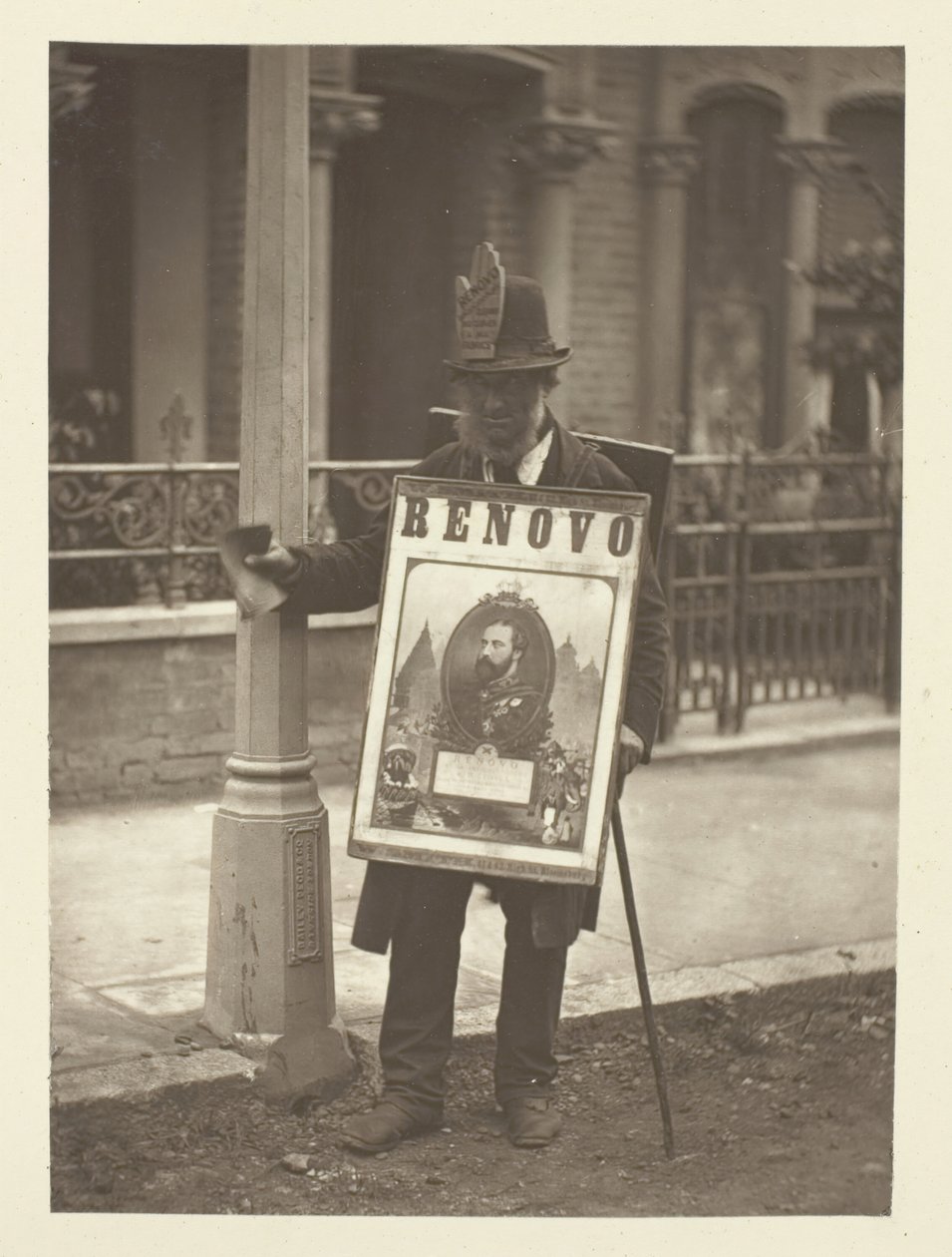The London Boardmen, 1881 by John Thomson