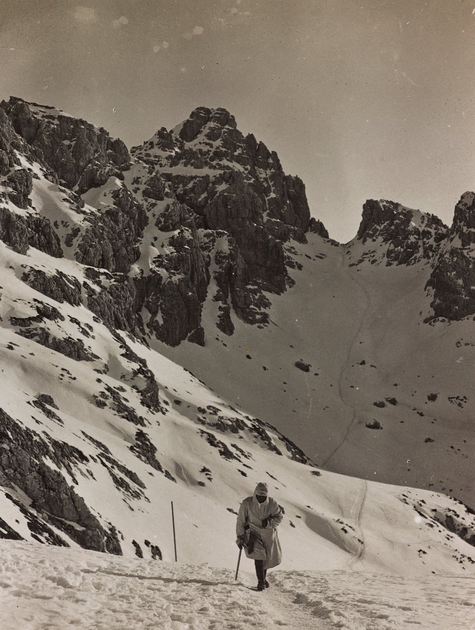 Album "My World War - Memories of the South-Western Front in Carinthia, Italy, Trentino-Alto Adige 31/03/1915-12/11/1918 - Josef Zohles Wien": Soldier in the Alps by Josef Zohles