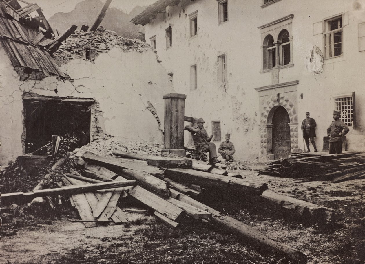 Album "Meine weltkriegs - Erinnerungen South-West Front (Carinthia, Italy, South Tyrol) 31/03/1915-12/11/1918 - Josef Zohles Wien": soldiers and rubble in Valbruna by Josef Zohles