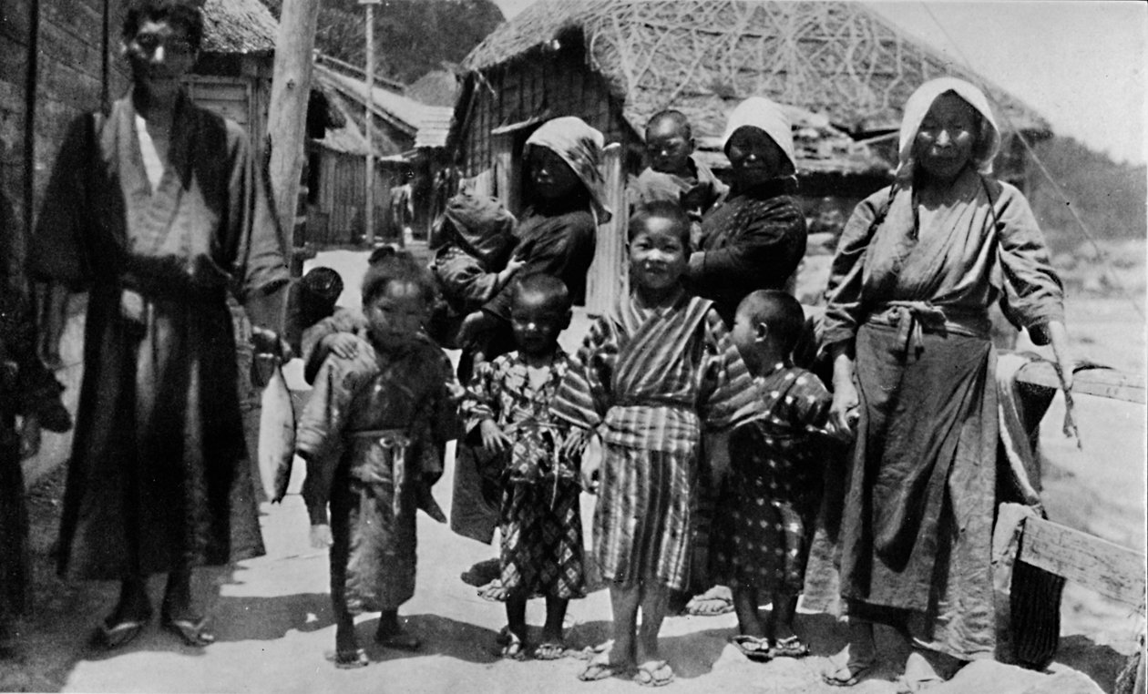 Large Family of Young Fisherman at Nabuto, with Nine Children by Julian Leonard Street