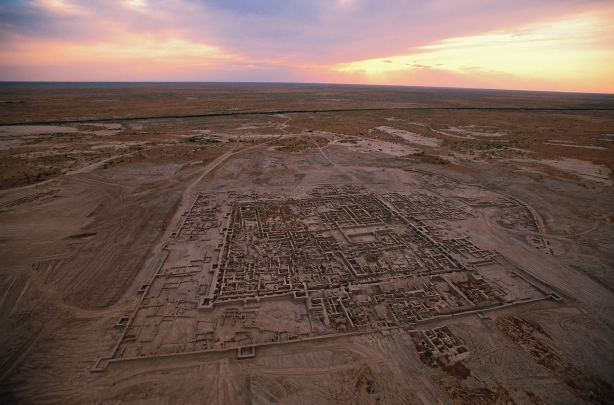 Aerial of excavation site, Oxus Civilization, Turkmenistan, Gonor Depe site, 2004 by Kenneth Garrett
