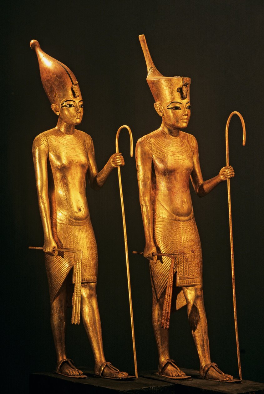 Gilded wood figures of Pharaoh King Tut, Tutankhamun, 2009 (photo) by Kenneth Garrett