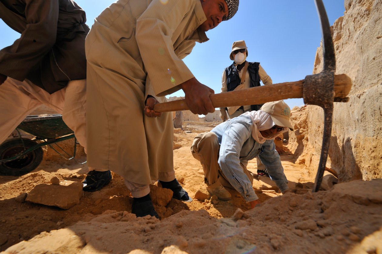 Last Pharaohs, Egypt, Taposiris Magna, Temple, Kathleen Martinez, Osiris, Isis, 2011 by Kenneth Garrett