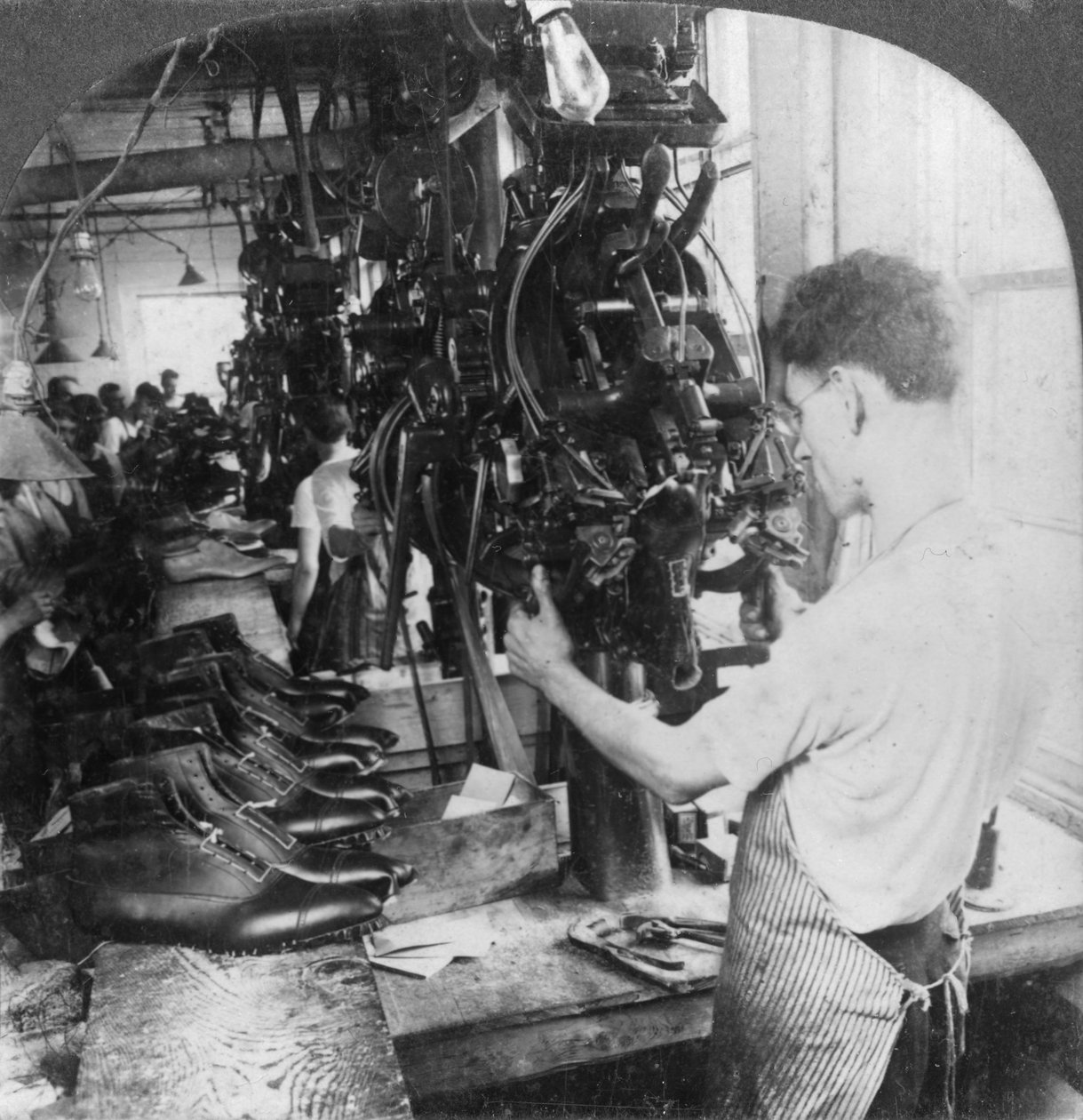 Lasting Machine Shaping Shoes in Shoe Factory, Lynn, Massachusetts, USA, Early 20th Century by Keystone View Company