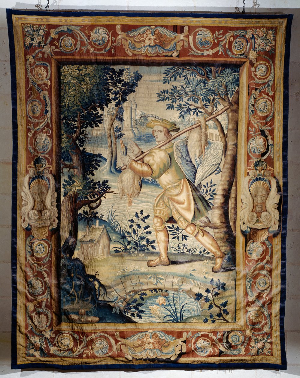 Game carrier, tapestry from series Hunts of Francis I by Laurent Guyot