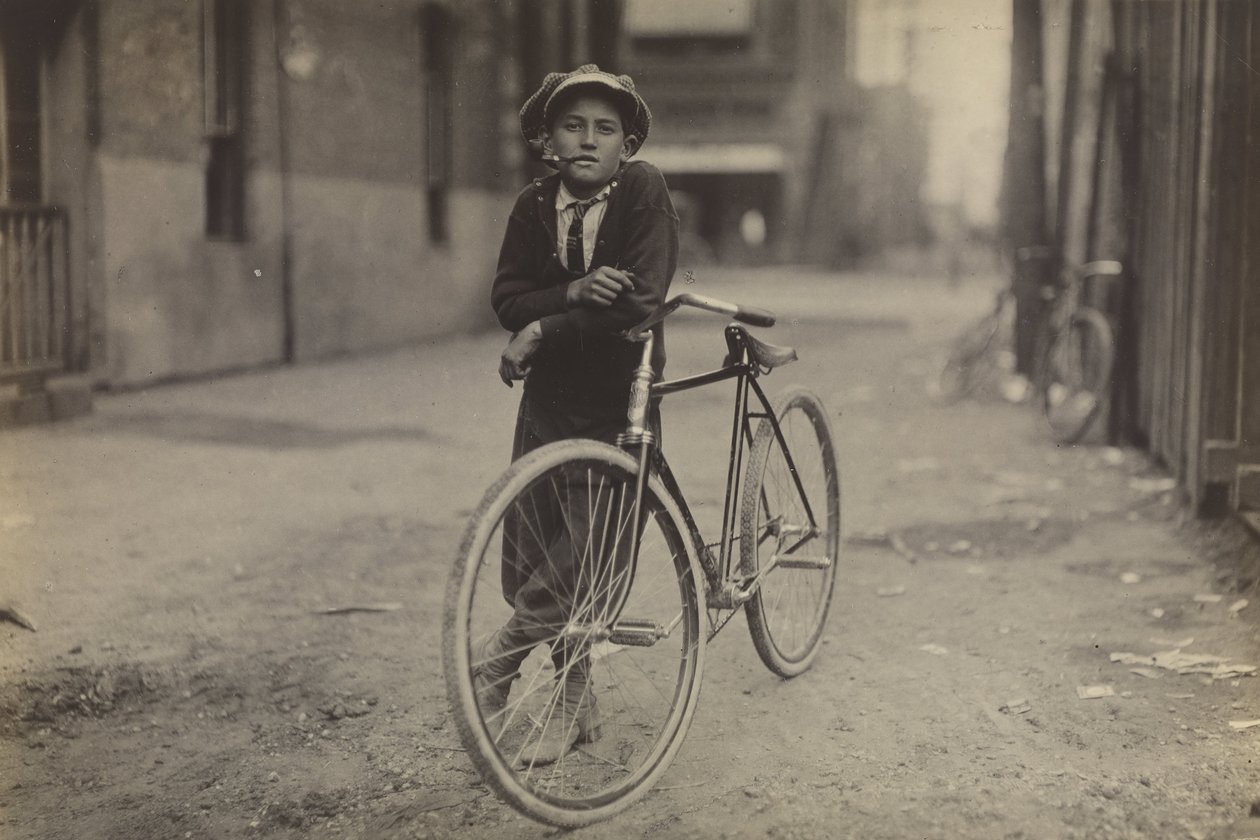 Messenger Boy for Mackay Telegraph Company, Waco, Texas by Lewis Wickes Hine