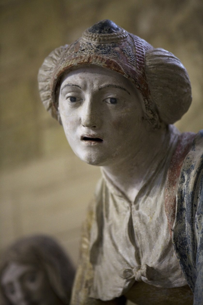 Holy woman in a bonnet by Ligier Richier