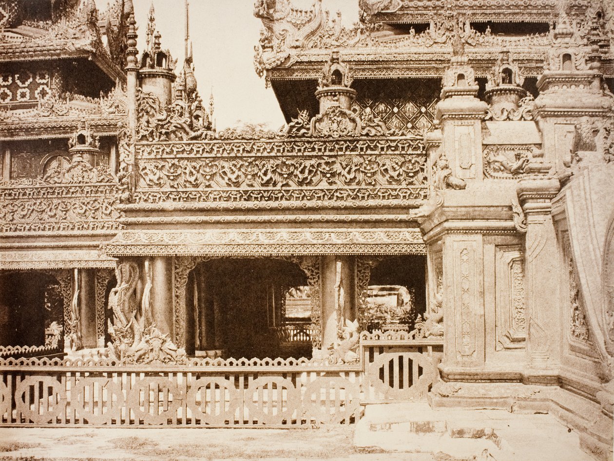 No. 92. Amerapoora. Another Part of the Balcony of Kyoung No. 86 [Maha-too-lo-Bounghian Kyoung] by Linnaeus Tripe