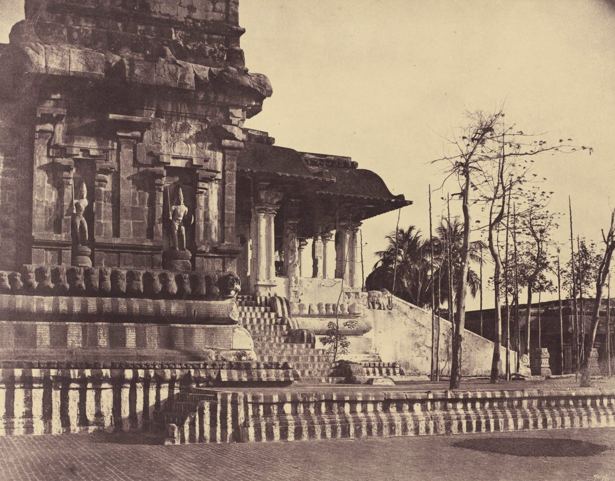 Tanjore: Great Pagoda, Entrance Looking Outwards, March-April 1858 by Linnaeus Tripe