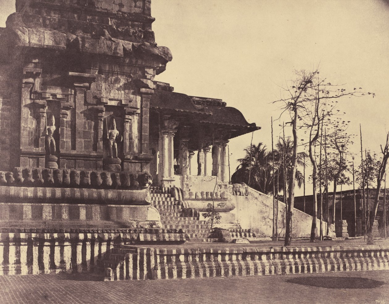 Tanjore: Great Pagoda, Entrance Looking Outwards by Linnaeus Tripe