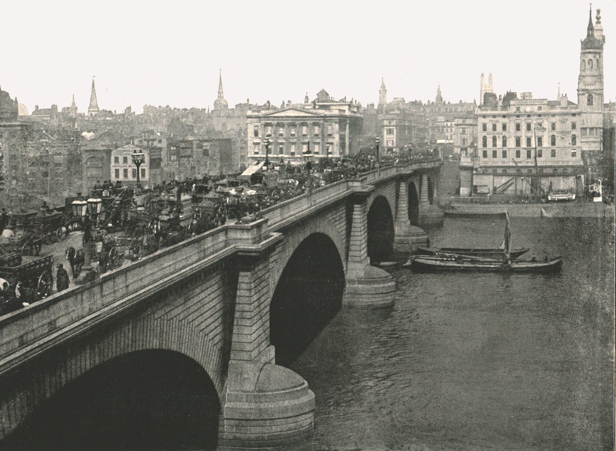 London Bridge looking North, 1895 by London Stereoscopic and Photographic Co