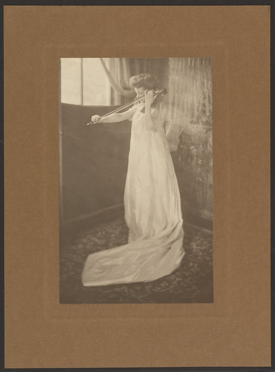 Good Night by Louis Fleckenstein