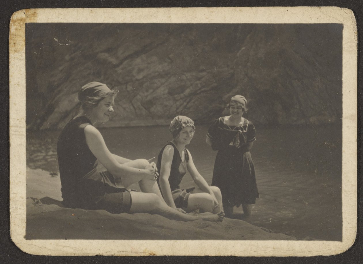 Women in Bathing Suits by Louis Fleckenstein