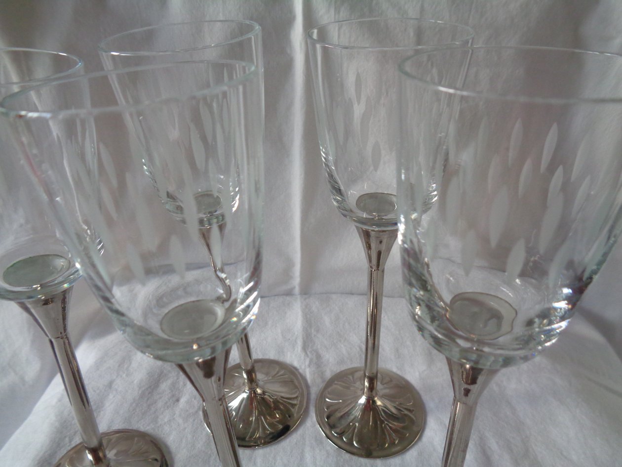 Stem Glasses by Martina Konitzky