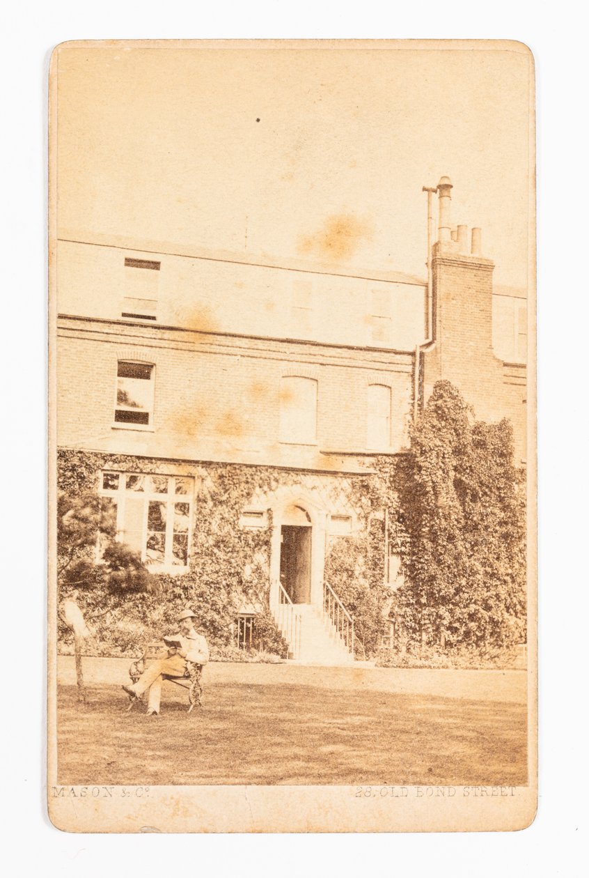 Carte de visite showing photograph of Gad