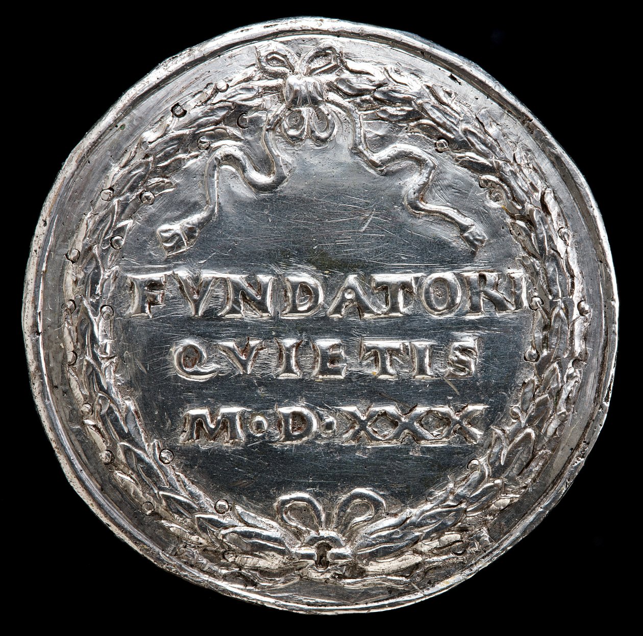 Inscription in a Wreath [reverse], 1530 by Matthes Gebel