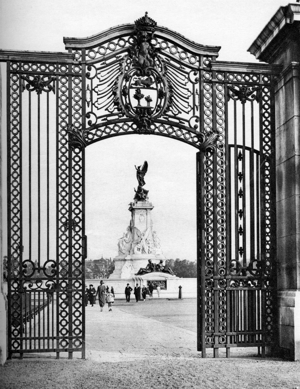Wrought-Iron Gates, Buckingham Palace, London by McLeish