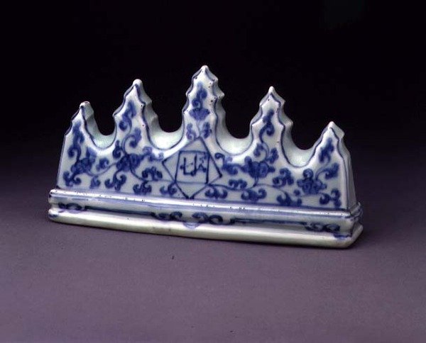 Pen rest, Ming, c.1368-1644 by Ming Dynasty Chinese School