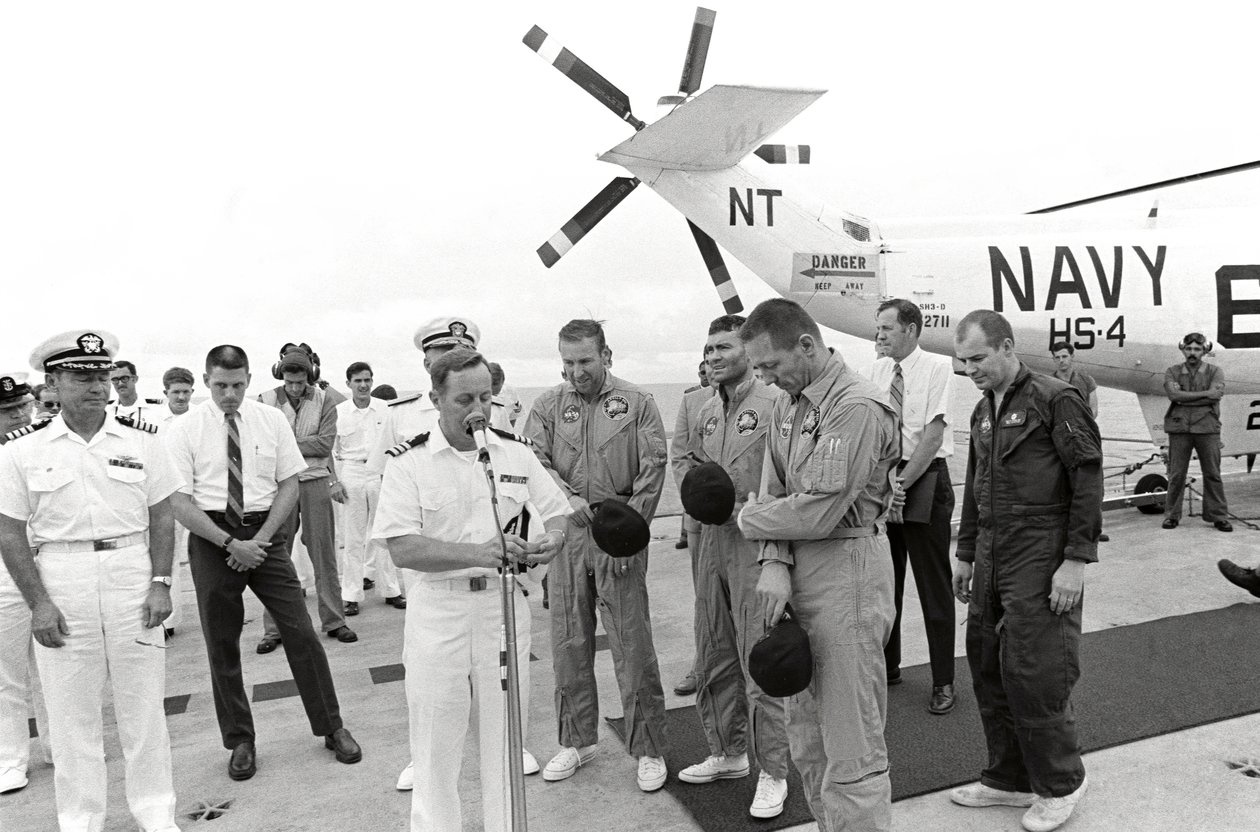 Apollo 13 - NASA by NASA Images