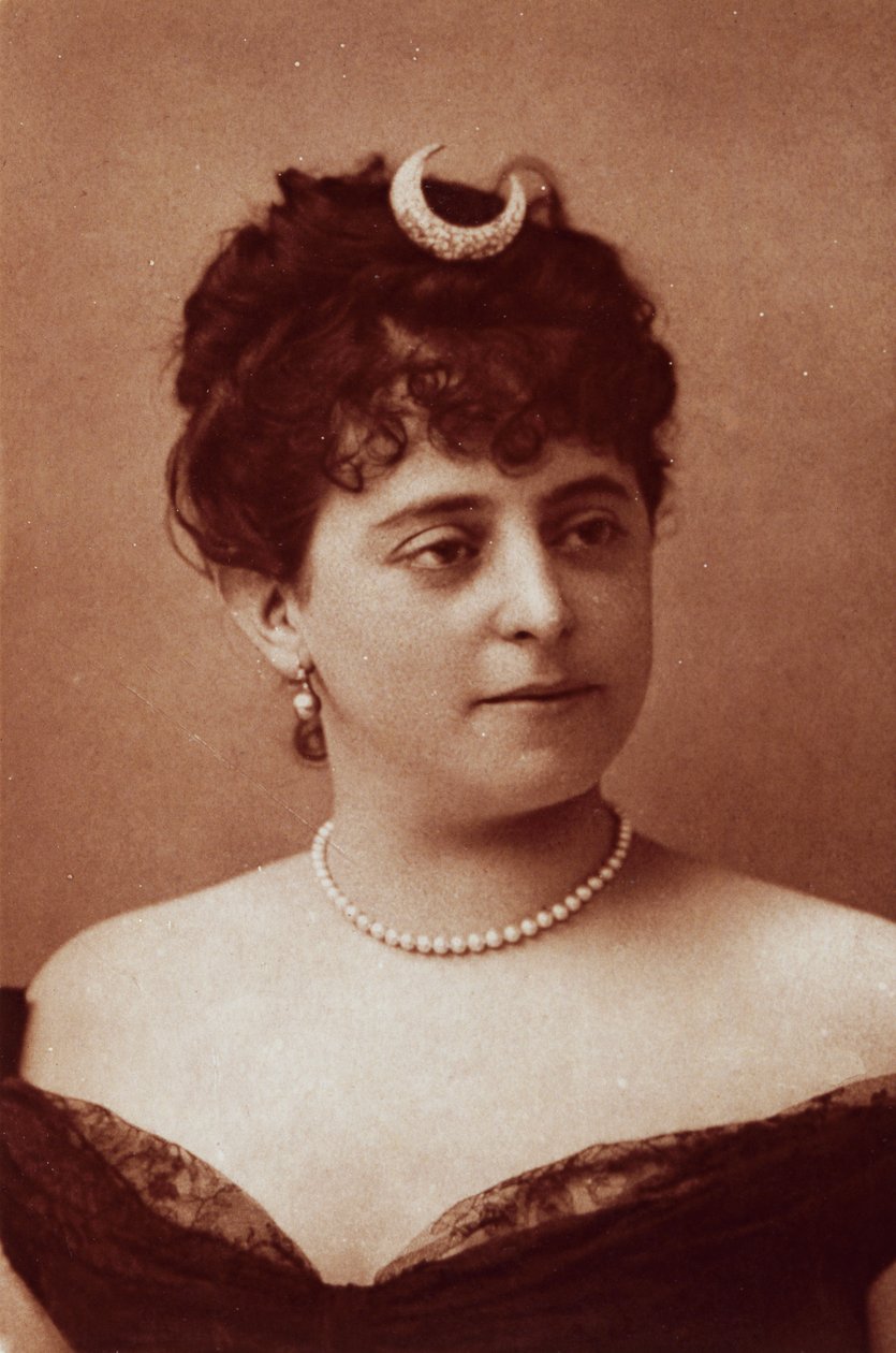Sibyl Sanderson, American soprano, photograph by Felix Nadar by Nadar