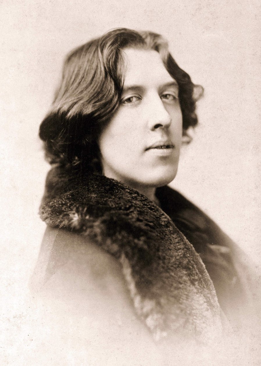 Oscar Wilde by Napoleon Sarony
