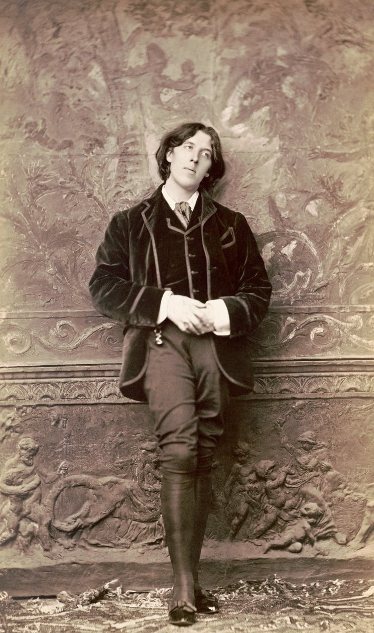 Oscar Wilde, early 1880s (photo) by Napoleon Sarony