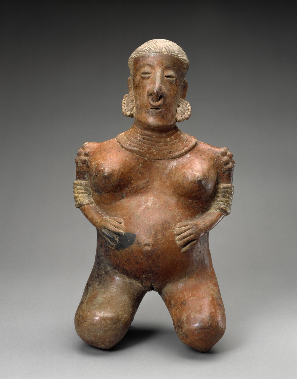 Kneeling Pregnant Woman by Nayarit Nayarit