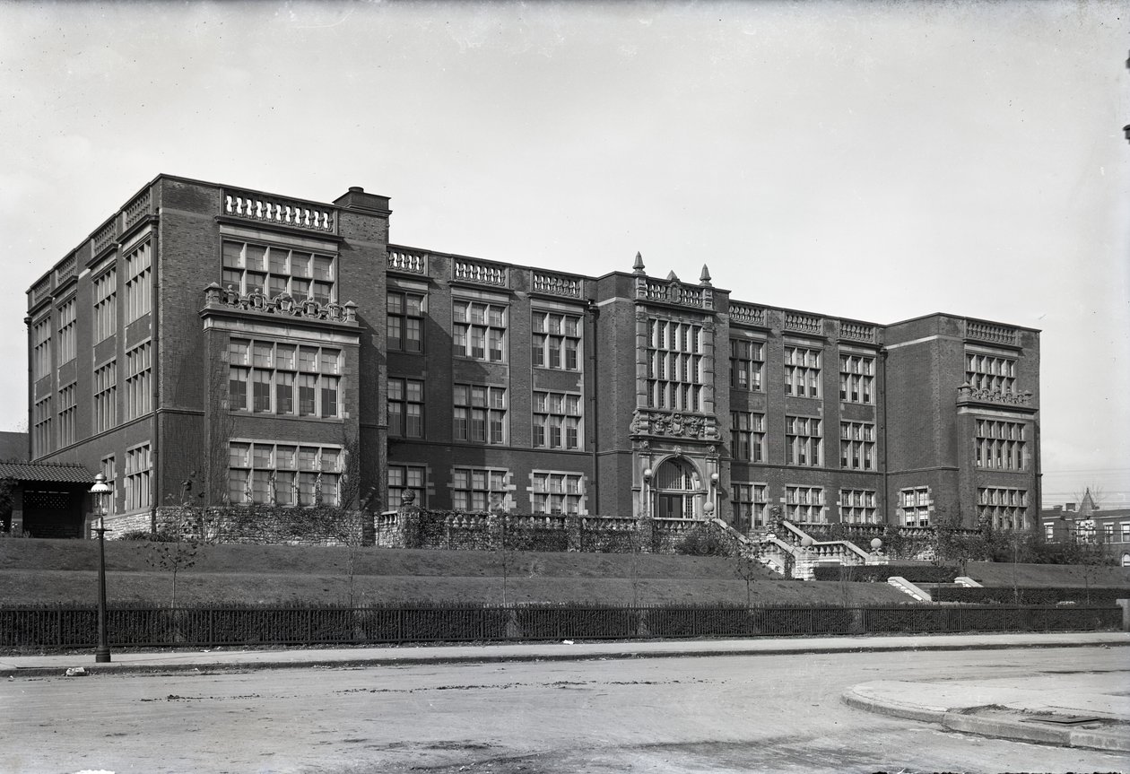 Teachers College, St. Louis by Oscar Kuehn