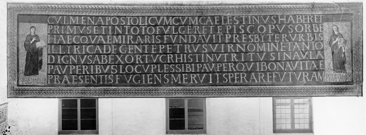 Seven hexameters flanked by two figures, one representing the Church of the Jews (ex-circumcisione) and the other the Church of the Gentiles (ex-gentibus) by Paleo Christian