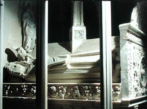 Tomb of Blanche of Anjou, wife of James II of Aragon (1264-1327) by Pere de Bonhull Pere de Bonhull