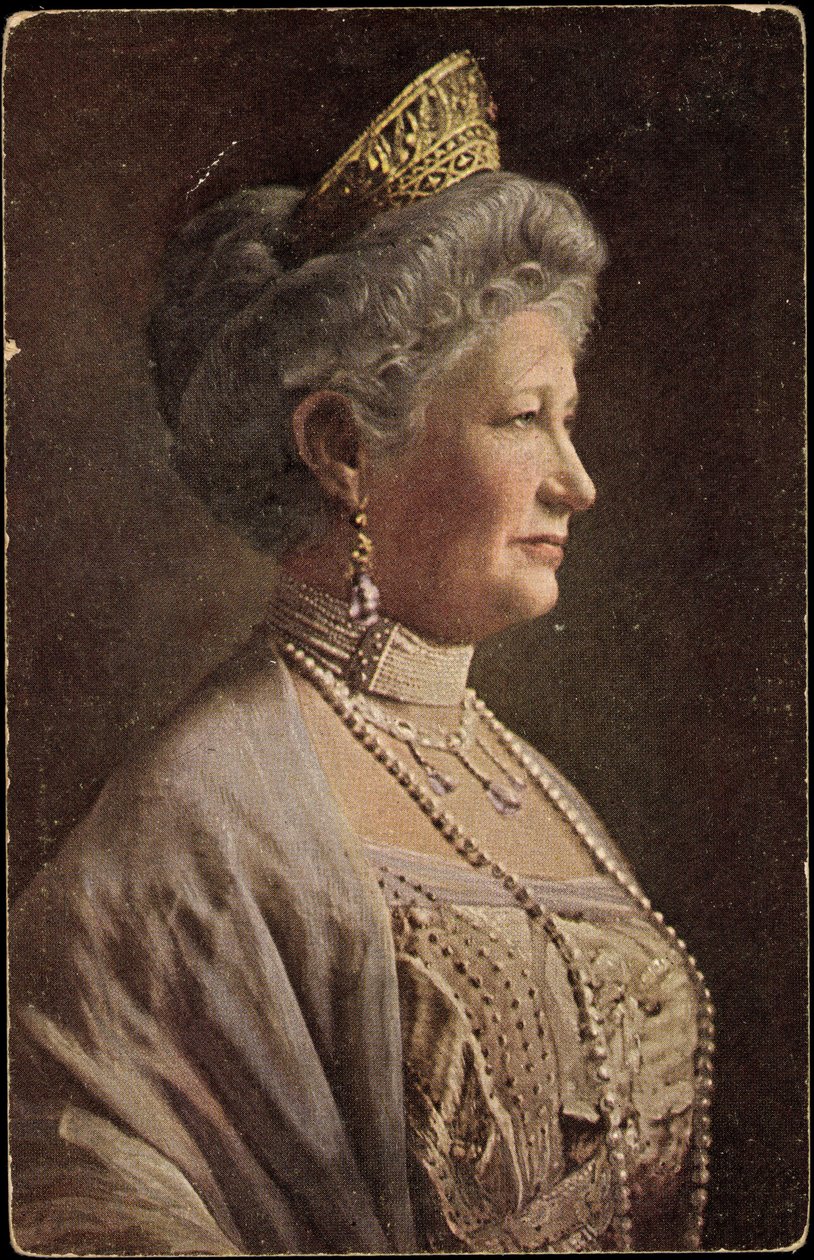 Empress Auguste Victoria, Portrait, Crown, Jewelry by Photographer German