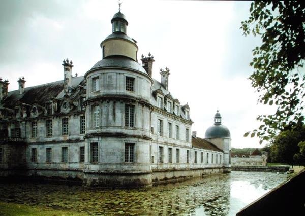 View of the facade from the garden, built 1642-50 by Pierre Le Muet