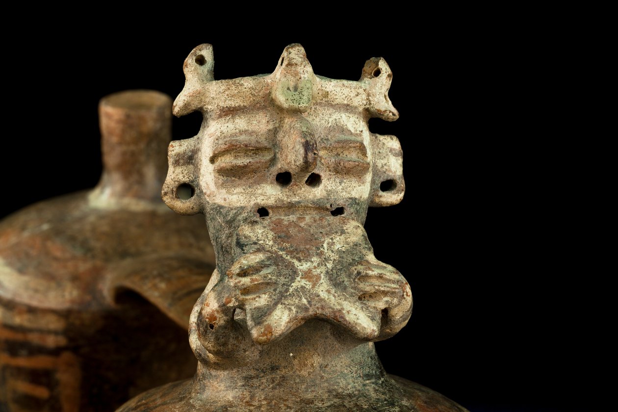 Ceramic with Double Body and Bridge Handle / Vicus Culture by Precolombian Precolombian