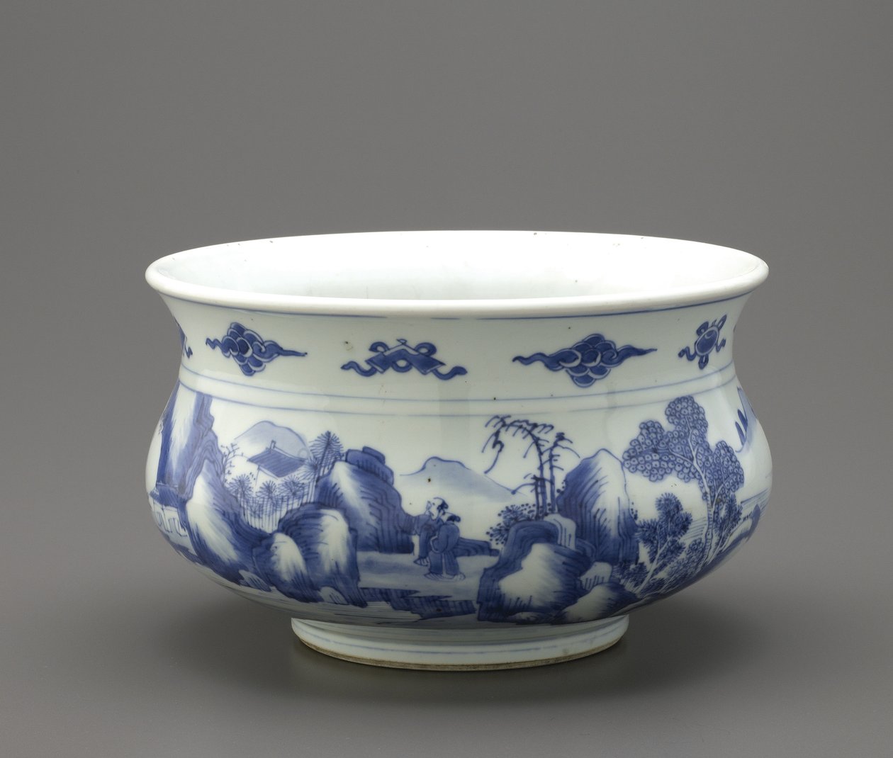 Incense burner, Jingdezhen, Jiangxi province by Qing Dynasty Chinese School
