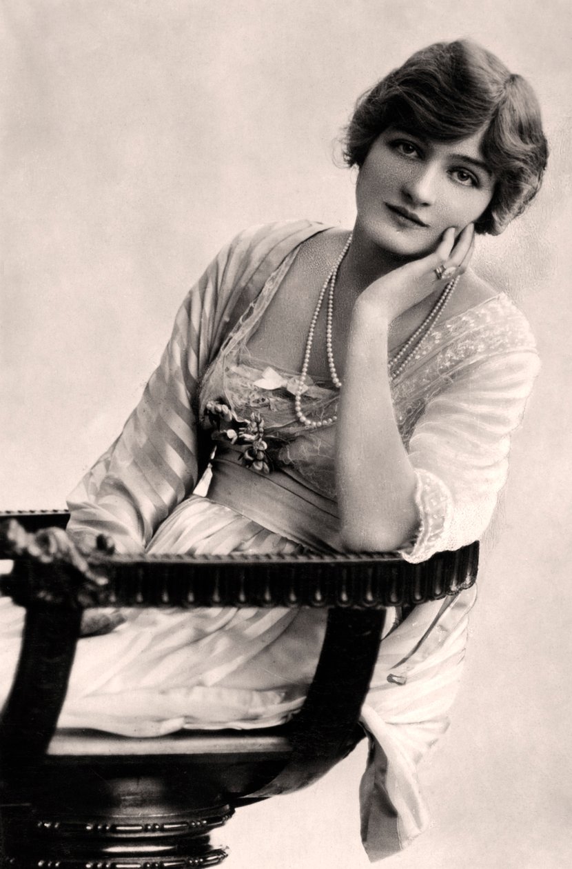 Lily Elsie, early 20th century by Rita Martin