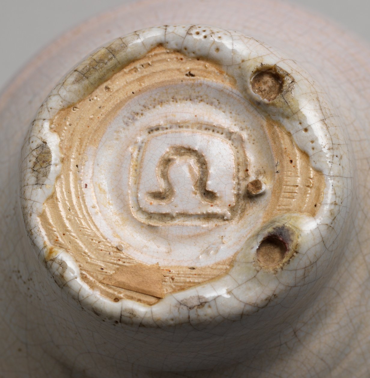 White tin-glazed bowl, 1914-15 by Roger Eliot Fry