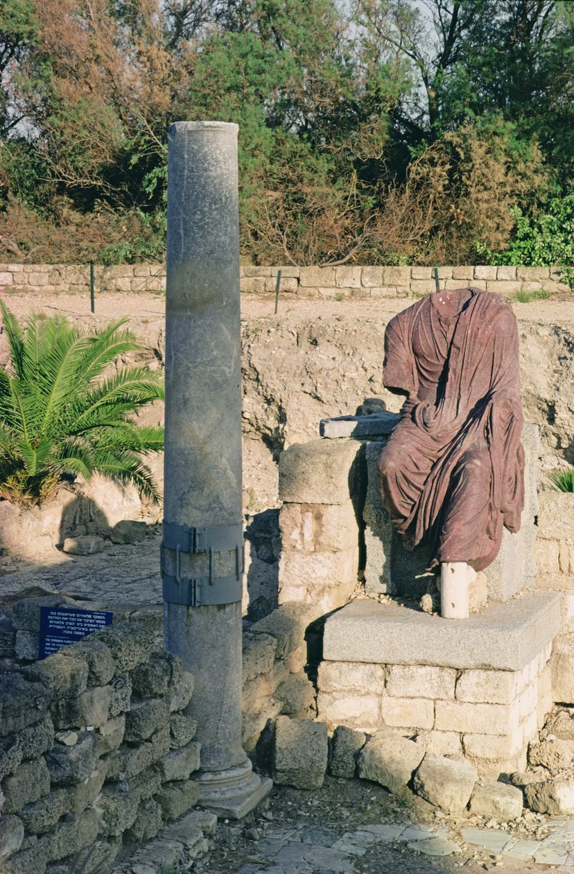 Ruined Column and Statue by Roman