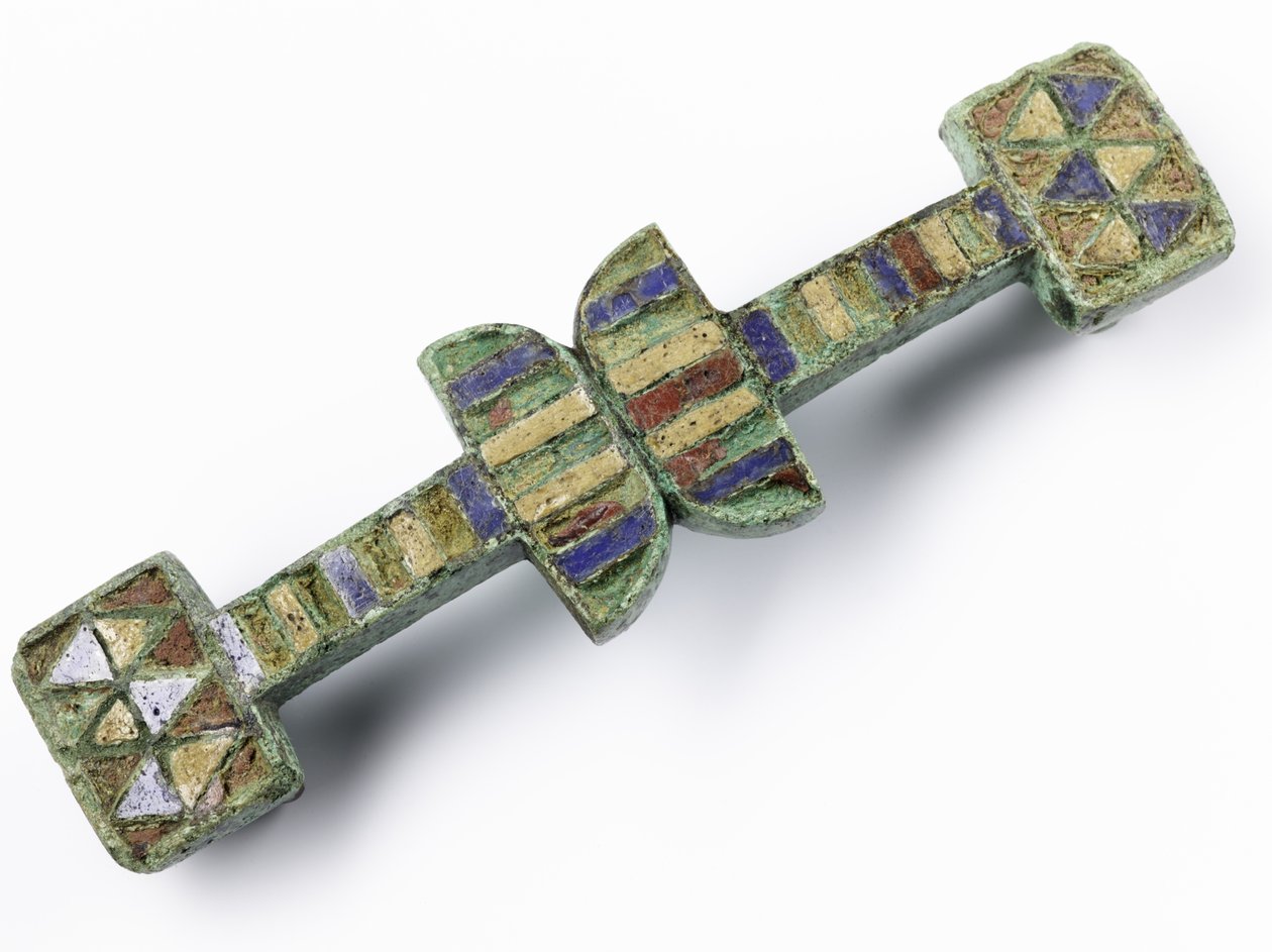 Strap junction with upper surface set with red, blue and yellow enamel ...