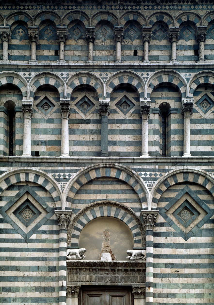 Romanesque art: detail of the polychrome facade by Romanesque