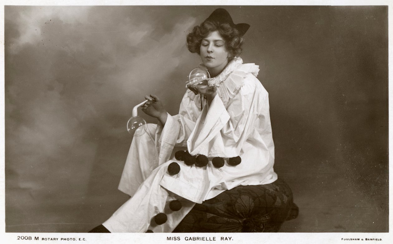 Gabrielle Ray, English actress, dancer and singer by Rotary Photo