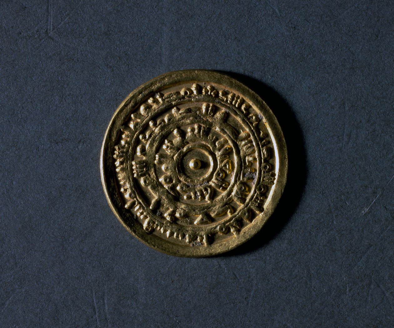 Gold Denarius with Name of Caliph Al-Muiizz by School Egyptian