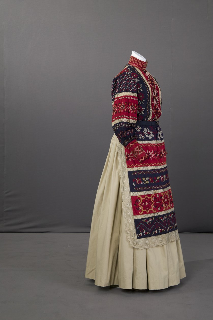 Ukrainian wedding ensemble by School Ukranian