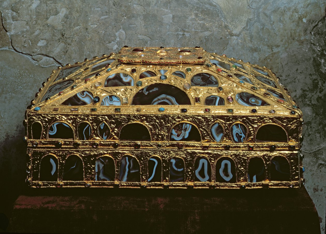 Agate casket by Spanish School