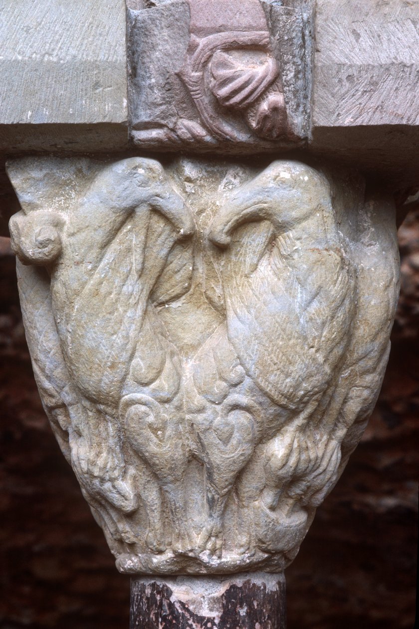 Detail of an arcade capital with sculpture of two birds by Spanish School