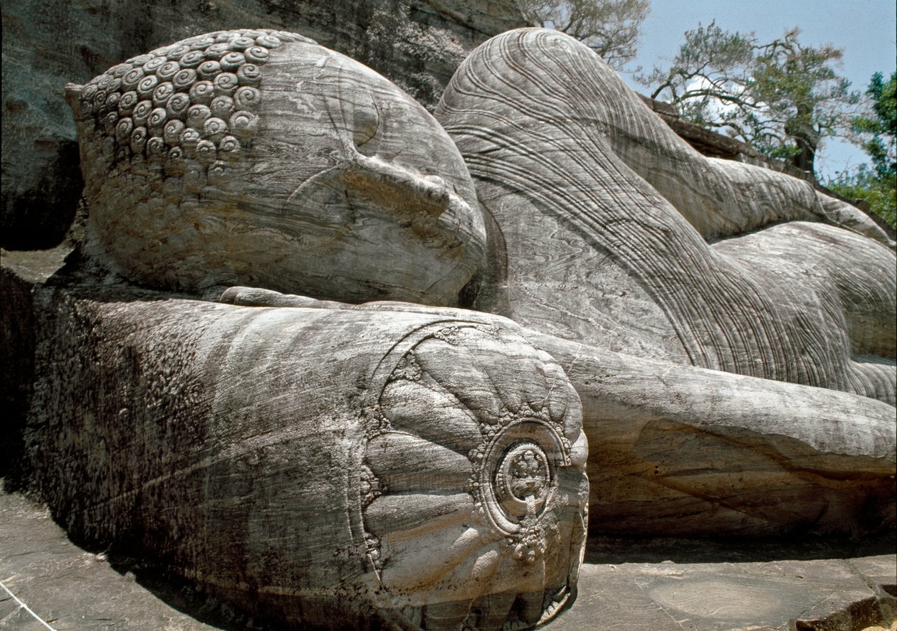 The Reclining Image, Depicting the Buddha's Parinirvana, Sculpture ...