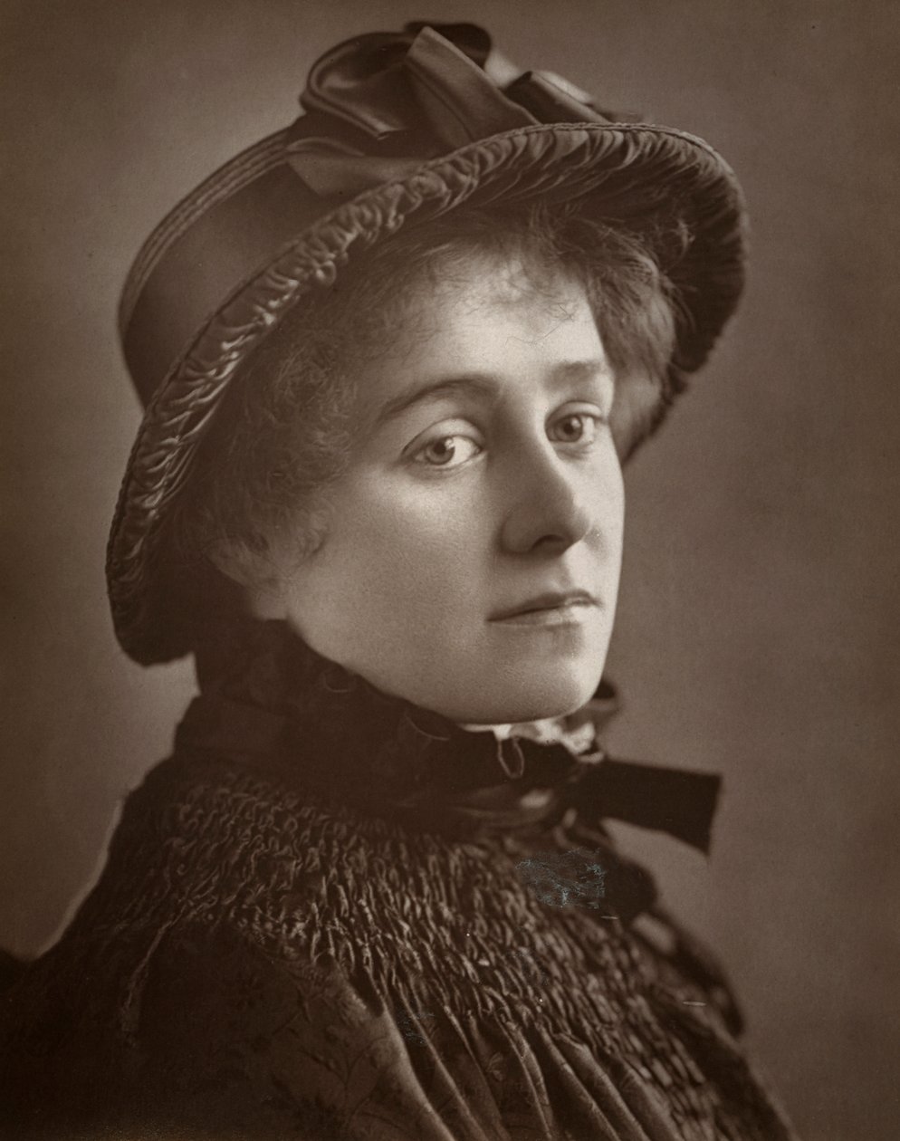 Kate Rorke, British actress by St James