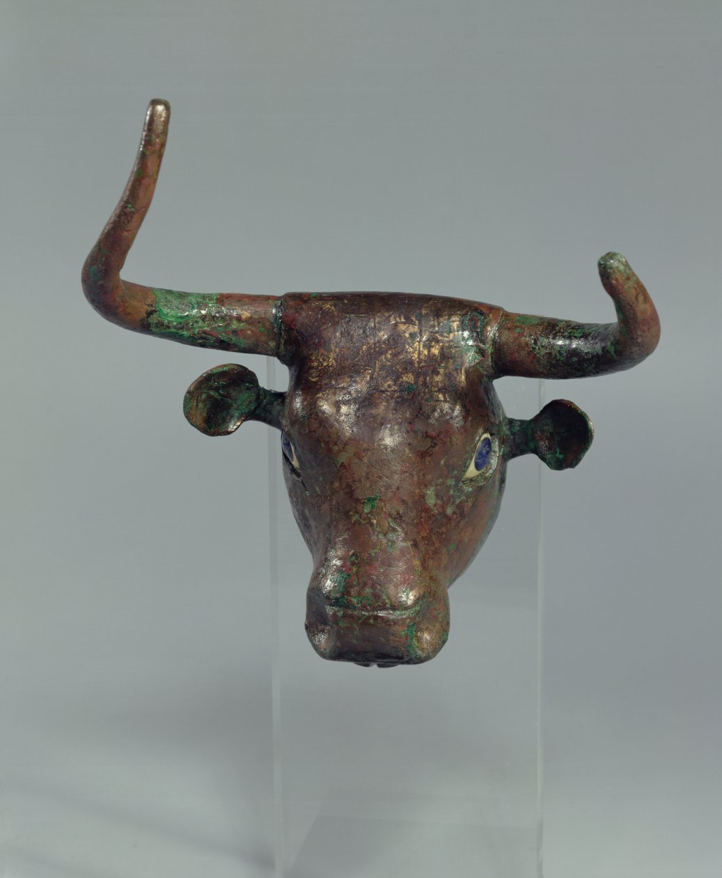 Head of a bull, with Royal Sumerian inscription, mount for a piece of furniture or for a harp, from Telloh (ancient Girsu) Early Dynastic Period, c.2500-2400 BC by Sumerian